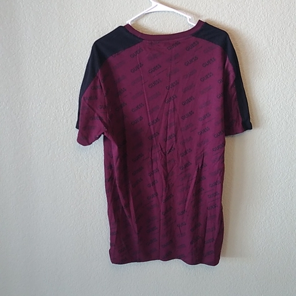 Guess Los Angeles Tee - Picture 2 of 5